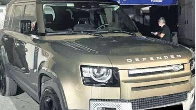 Məşhur müğənni 7 milyona avtomobil aldı - FOTOLAR