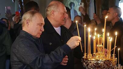 Putinin adada çəkilən bu şəkillərindəki gizli şifrələr gündəm oldu