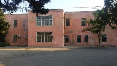 Bakıdakı bu bu poliklinika sökülür - SƏBƏB