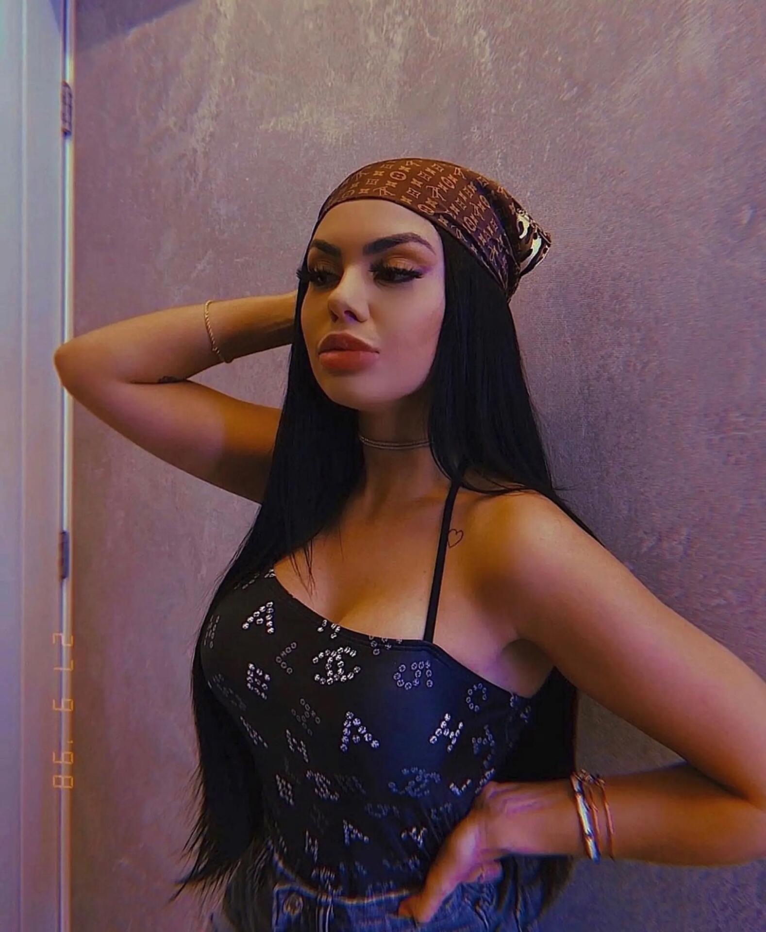 "Barsa"nın vunderkindi özündən 5 yaş modelə evlilik təklif etdi - FOTO 4 "Barsa"nın vunderkindi özündən 5 yaş modelə evlilik təklif etdi - FOTO