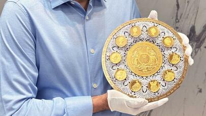 Kraliçanın xatirəsinə hazırlanan nəhəng sikkə: 3,6 kq qızıl, 6000-dən çox...