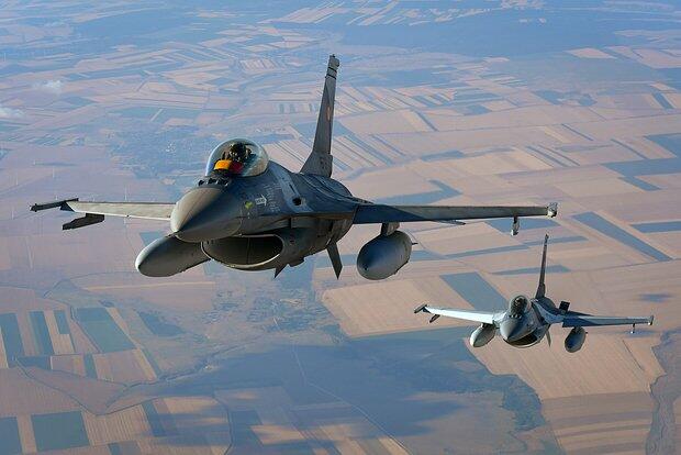 "F-16" pilotlarının təlim prosesi sürətləndi