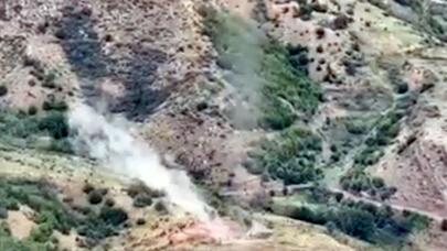 "Ermənistanın Xocalı və Qırmızı Bazardakı döyüş vasitələri məhv edilir" - Video