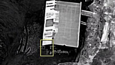 Erməni hərbçilər səngərlərdən qaçır - Video