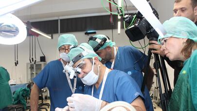 Azərbaycanlı cərrah Türkiyədə ilkə imza atdı: Meyit üzərində unikal təcrübə - FOTO/VİDEO