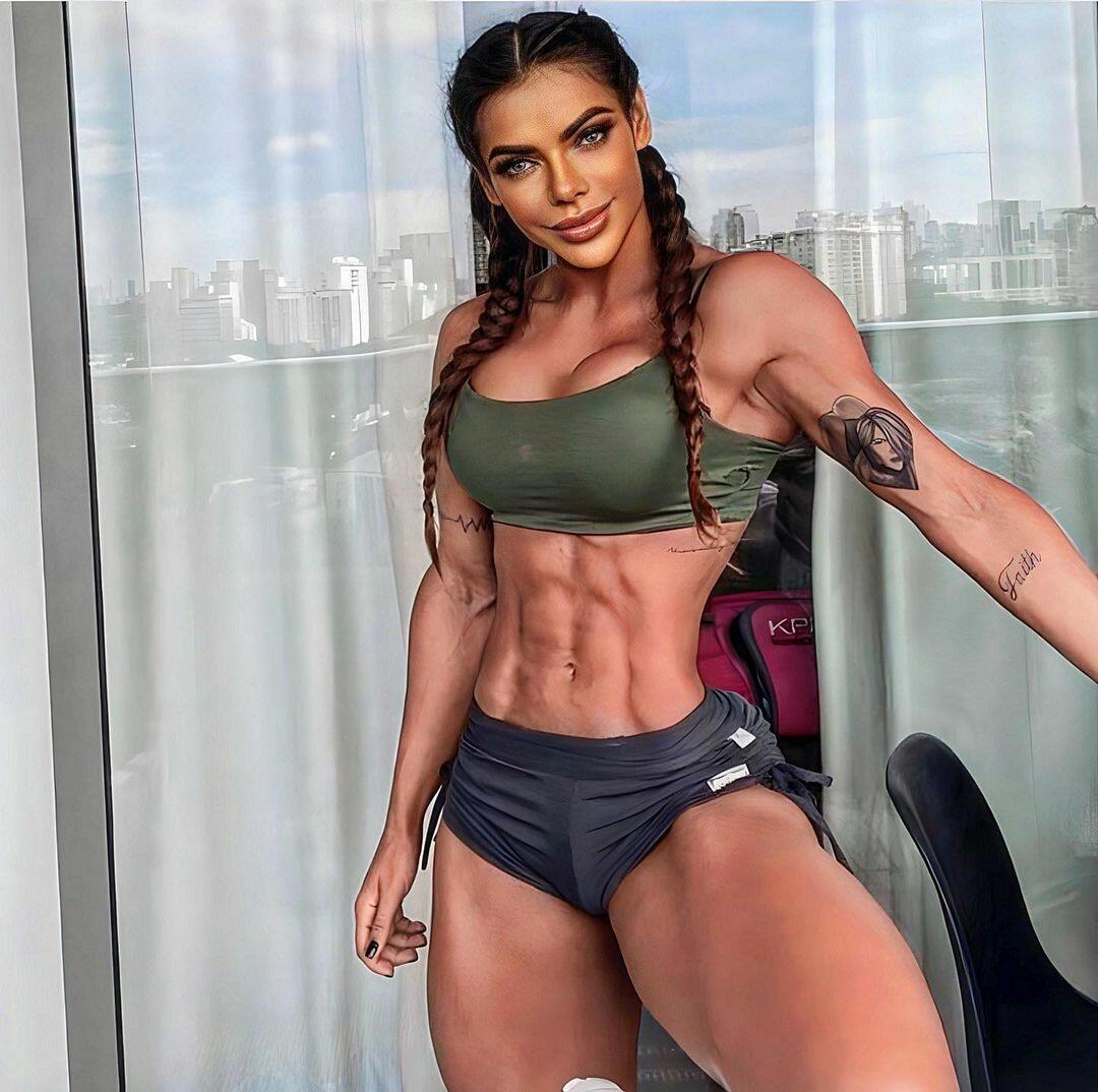 Messinin fanatı olan model özünü bu hala saldı - FOTO