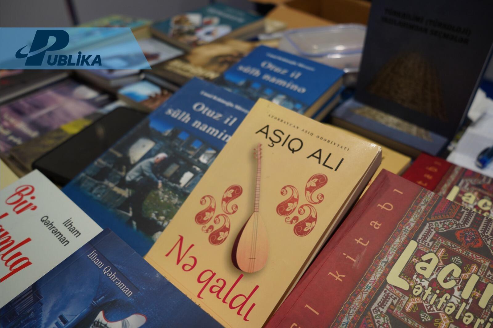 Kitab içində gözəlləşən insanlar - Bakıdakı böyük sərgidən REPORTAJ