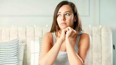 Tənhasınız? - Deməli, gündə 15 siqaret  çəkirsiniz