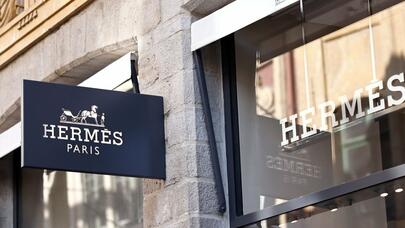 "Hermes" moda evinin yaradıcısının varisi 11 milyard dollarlıq sərvətini GÖRÜN KİMƏ BAĞIŞLAYACAQ?