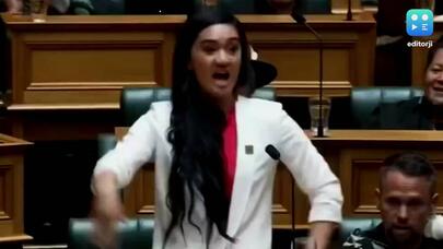 21 yaşlı millət vəkilinin parlamentdə QƏRİBƏ HƏRƏKƏTLƏRİ dünya mətbuatında - VİDEO