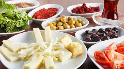 "Səhər yeməyi çox faydalıdır" fikirlərini alt-üst etdi - VİDEO