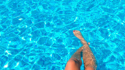 Azərbaycanda hovuzlar dəhşətli xəstəliklərə səbəb olur - VİDEO