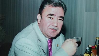 Görünüşcə Məhəbbət Kazımova bənzəyən qardaşı vəfat etdi - FOTO