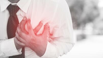 Kişilərdə ürəyin qəfil dayanmasına səbəb nədir?