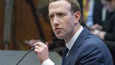 "The Guardian": Zukerberqə bəşəriyyətin gələcəyini təyin etməyə icazəsi vermək olmaz