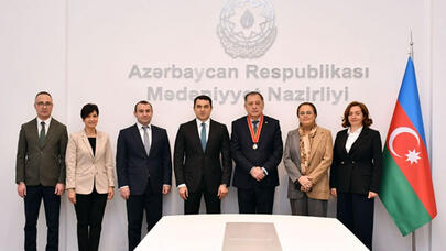 Baba Vəziroğluna “Şərəf” ordeni təqdim olundu - FOTO