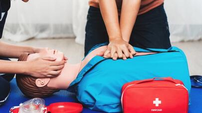 İlkin tibbi yardım zamanı edilən kobud səhvlər: Öldürə bilər