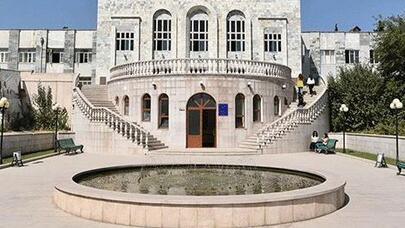 Qarabağ Universitetində rus və ingilis bölmələrinə qəbul olmayacaq