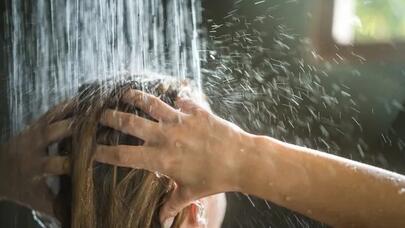 Səhər, yoxsa axşam çimmək faydalıdır? - Həkim müzakirələrə son qoydu