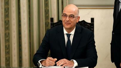 Yunan nazirə İrəvanda “Dostluq” ordeni verildi