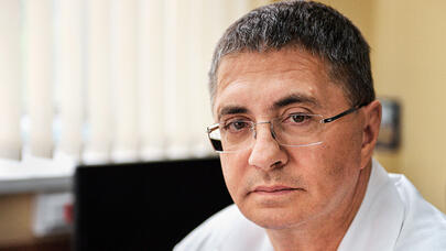 Myasnikov xərçəngin qorxulu əlamətini açıqladı: bu simptomlar varsa...