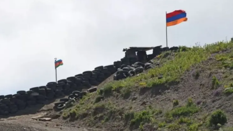 Ermənistan Azərbaycanla sərhəddə silah anbarlarını boşaldır - Səbəb bəllidir 