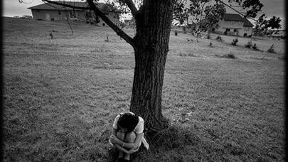 Tənhalıqdan əziyyət çəkən uşaqlar üçün xüsusi terapiya təklif olunur