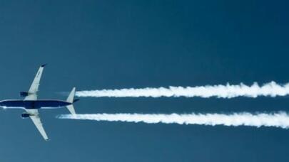 Təyyarələrin səmada buraxdığı ağ izlər tarixə qovuşacaq
