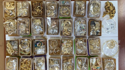 Azərbaycana qızıl-zinət əşyalarının qanunsuz keçirilməsi üzrə 51 fakt aşkar edildi