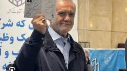 İranda seçki: Azərbaycanlı həkim gəlir - O, rejimi “sağalda” bilər?