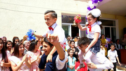 Sabah 102 120 məzun üçün "Son zəng" ÇALINACAQ