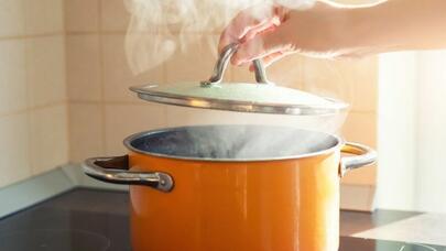 Yemək neçə dərəcə olmalıdır? – Bu xəstəliklərə tutulmaq istəmirsizsə...