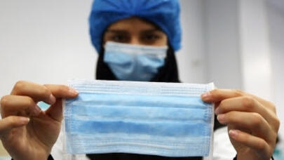 COVID-19 Türkiyəni bürüdü: Azərbaycanla bağlı nazirlik bir söz deyir, professor isə...