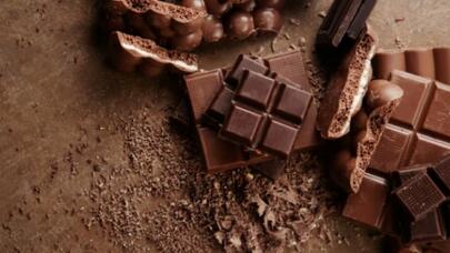 Təsdiqləndi: Hər gün 50-60 qram şokolad yesəniz, bu xeyri görəcəksiniz