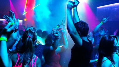 Şirkətin pullarını müğənnilərə xərclədi, müflis oldu - Azərbaycanlı biznesmenin həbsinin detalları