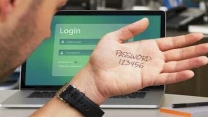 Şifrələrini tez-tez unudanlar və hesablarına hücum olanlar üçün şad xəbər