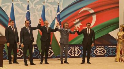 Azərbaycan və Özbəkistan sənətçilərinə fəxri adlar təqdim olundu - FOTO