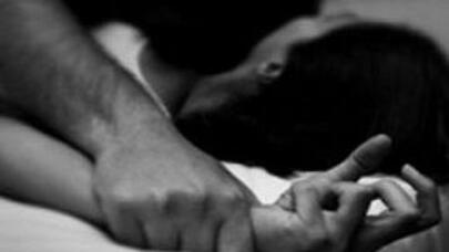 92 dəfə zorlanan qadın bunu 9 il sonra bilib: Kişiləri öz əri gətirirmiş