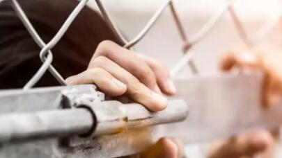 21-ci əsrdə film kimi olay: İnsanları oğurlayıb qul kimi işlədirmiş