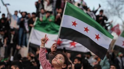 Suriyada silahlı qruplaşmalar arasında toqquşma başladı
