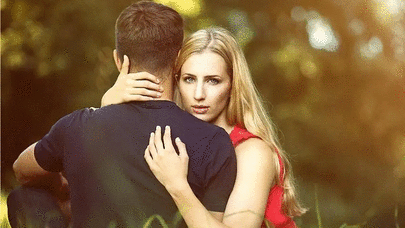 Ər arvadını kişi ilə tutdu: "Ayağıma düşdü, o biri otağa keçəndə bıçaq çıxardı" - ŞOK TƏFƏRRÜAT