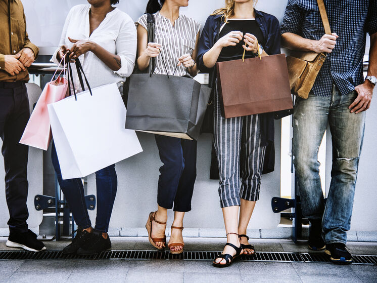 Onlar hər şeyi alırlar: Ən çox alış-veriş edən 4 BÜRC