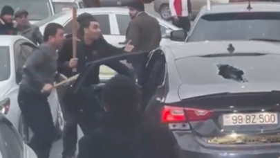 Bakıda yolun ortasında sürücünü dəyənəklə döyənlər həbs edildi - Foto