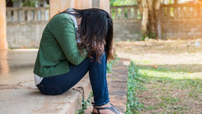 Əri gəlinə yataq otağında şiddət göstərdi: "Məni dincəlməyə qoymurdular" - TƏFƏRRÜAT