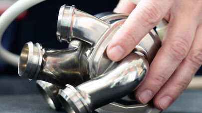 Tibb tarixində ilk: insan titan ürəklə 100 gün yaşadı