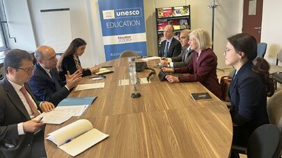 Emin Əmrullayev UNESCO nümayəndəsi ilə təhsil sahəsində əməkdaşlığı müzakirə etdi