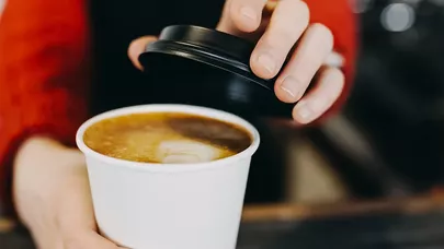 Hər kəsin içdiyi bu məşhur içkinin ciddi təhlükələri var imiş...