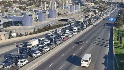 Bakı yenidən tıxaca təslim oldu - Fotolar