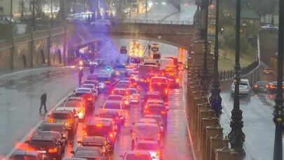 Bu yollarda hərəkətə məhdudiyyət qoyuldu