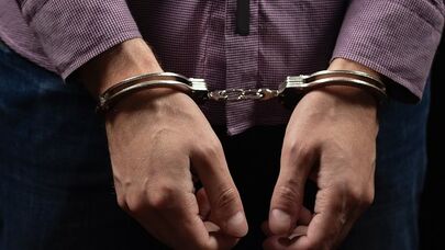 Milyonçu oldu, həbsxanaya düşdü: Cinayətkarın anası və sevgilisi ilə SƏRGÜZƏŞTLƏRİ